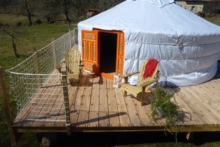 Kom Slapen In Een Yurt Yurt Huren Op Abracadaroom Nl