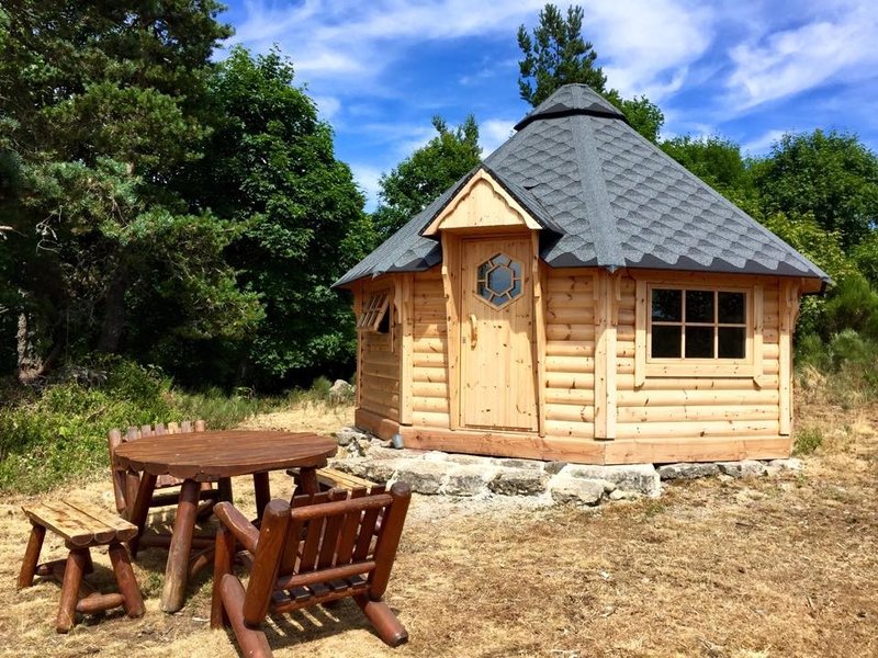 La Bergerie Du Plateau Cabane Insolite Roulotte Yourte Bulle Cros De Georand